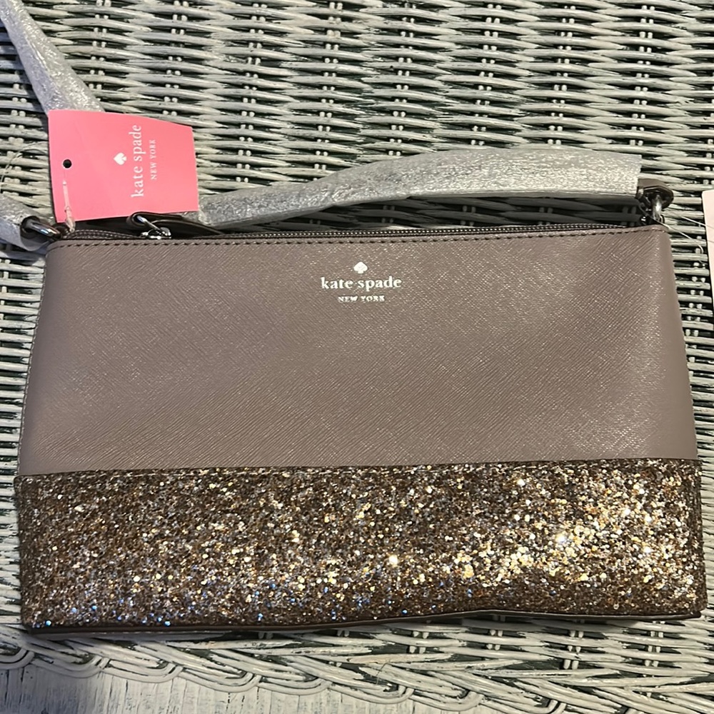 Kate spade cityscape crossbody with glitter. Includes matching card holder.